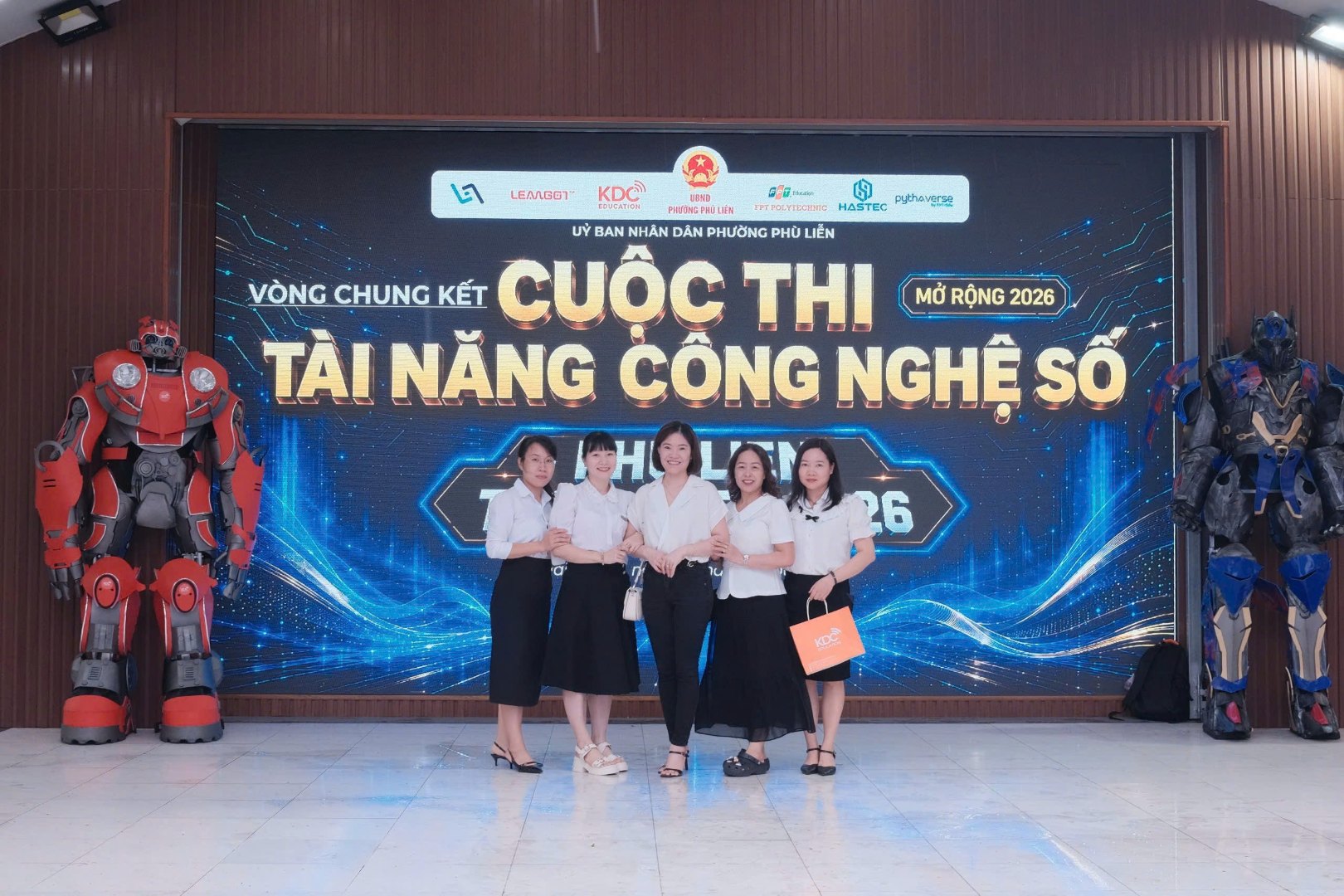 Vòng Chung kết Cuộc thi Tài năng Công nghệ số mở rộng lần thứ Nhất (Phu Lien Tech Open 2026) – ảnh 9