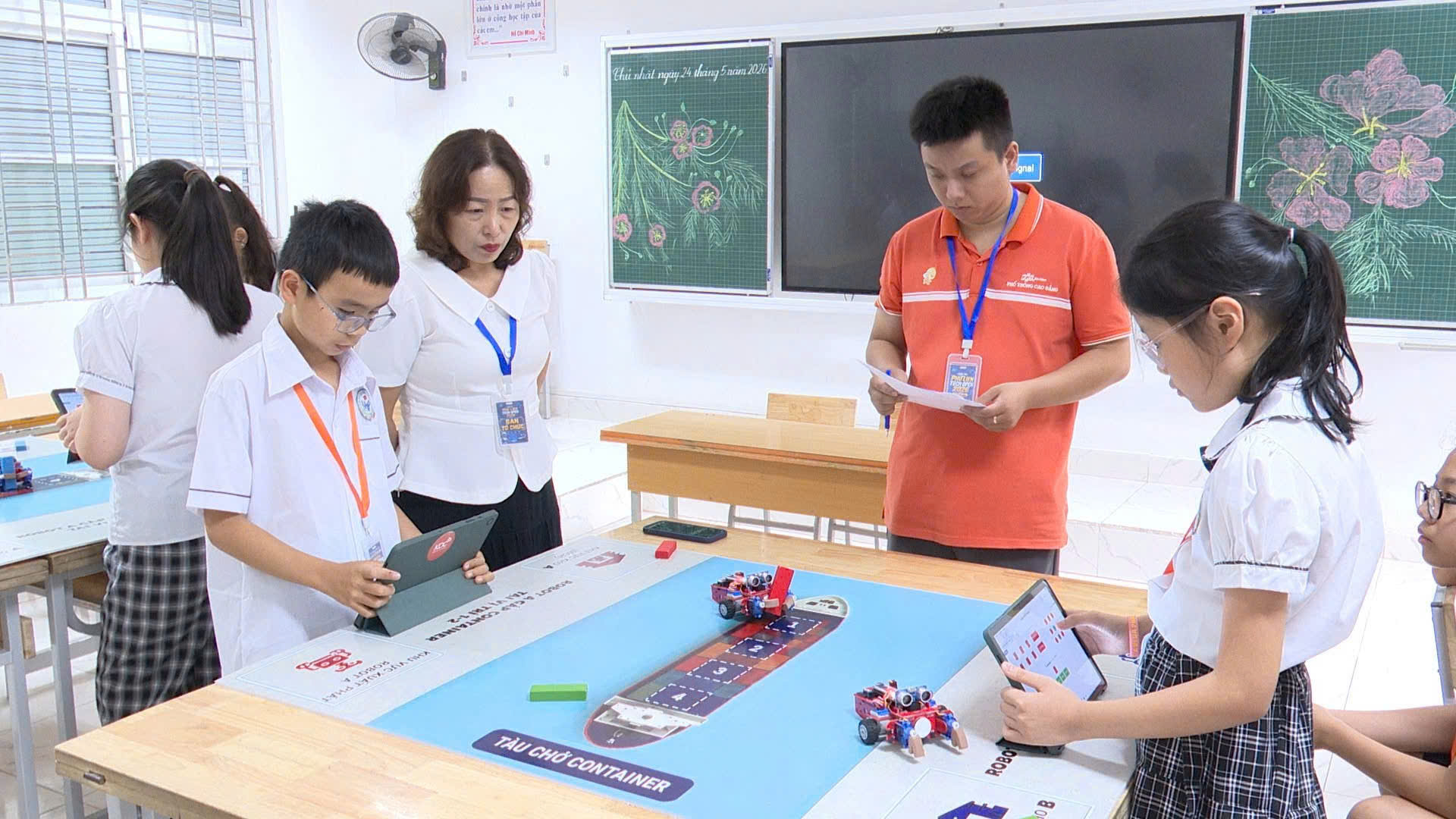 Vòng Chung kết Cuộc thi Tài năng Công nghệ số mở rộng lần thứ Nhất (Phu Lien Tech Open 2026) – ảnh 12